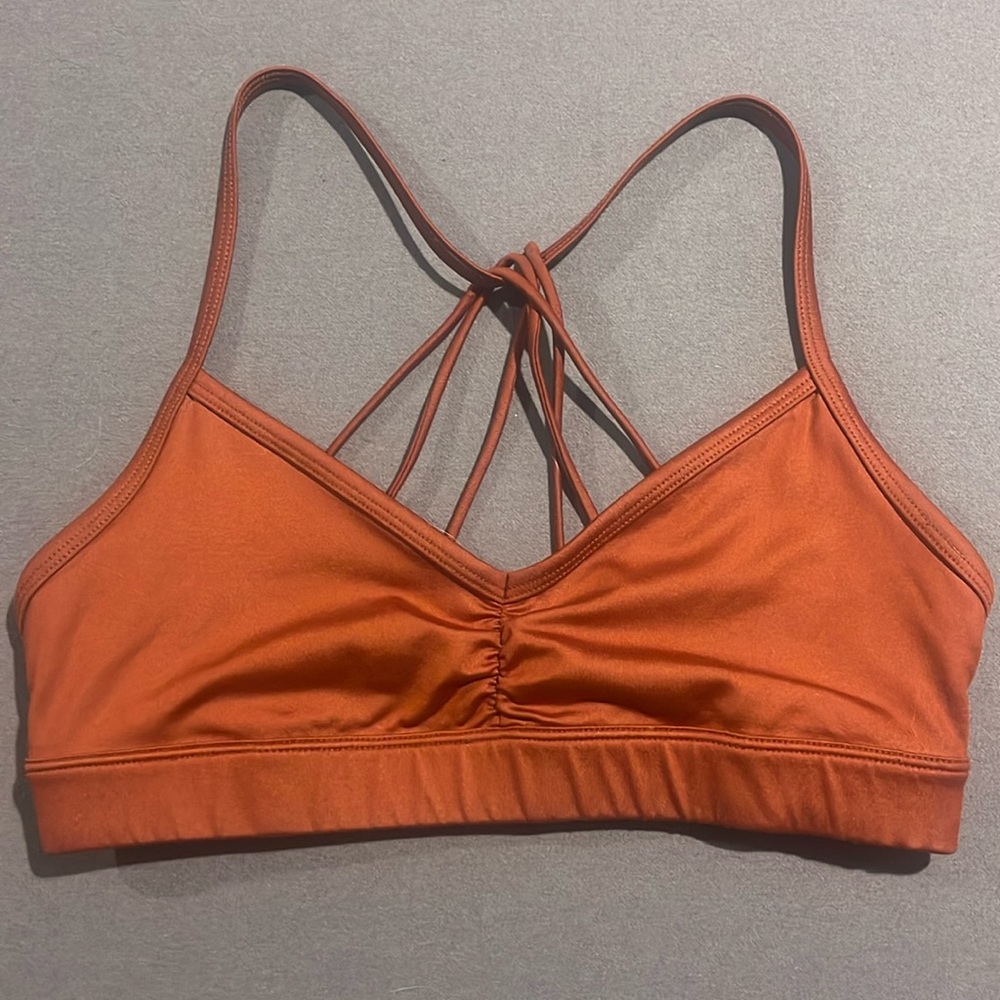 Alo yoga sunny scrappy bra
